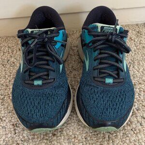 Brooks Adrenaline GTS 18 Navy Womens Running Shoes in 7 Wide